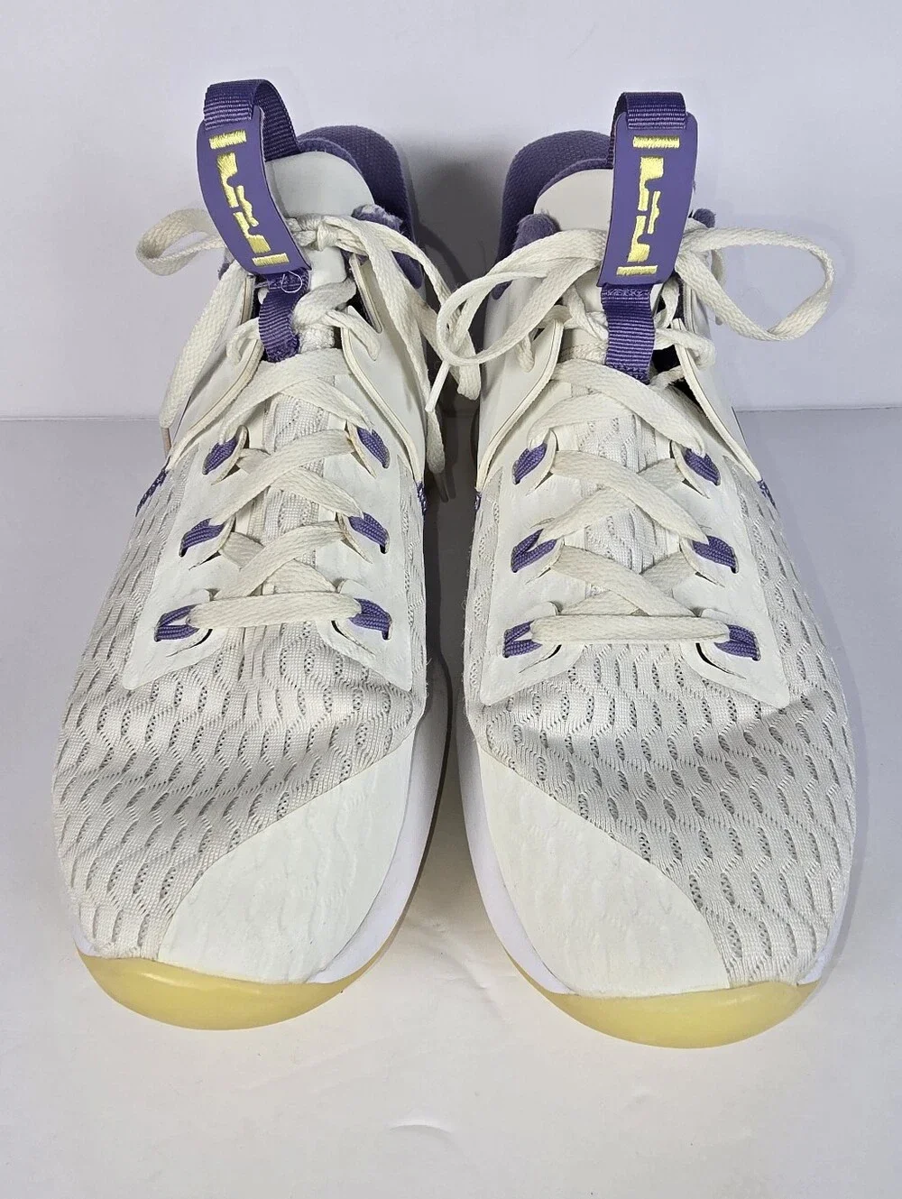 Nike LeBron Mens Witness 5 Summit White Metallic Bronze Basketball Sneakers 10